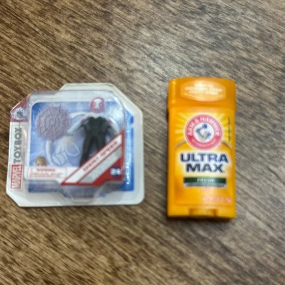 These are Zuru 5 Surprise Mini Brands. - Picture 4 of 4